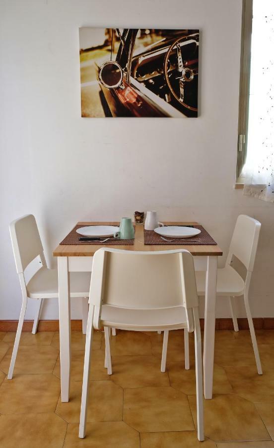 Guest House Via Crispi 波扎洛 外观 照片